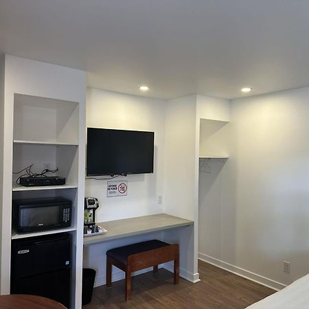 Motel Chez Nous Laval Dış mekan fotoğraf