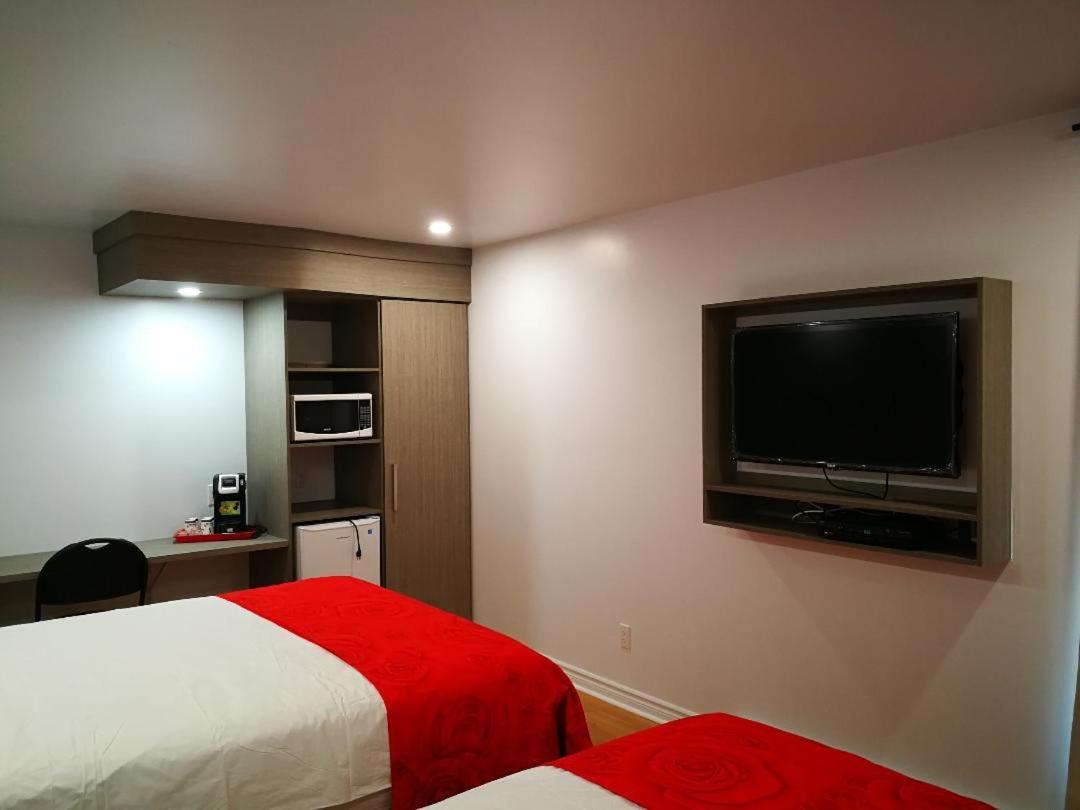Motel Chez Nous Laval Dış mekan fotoğraf