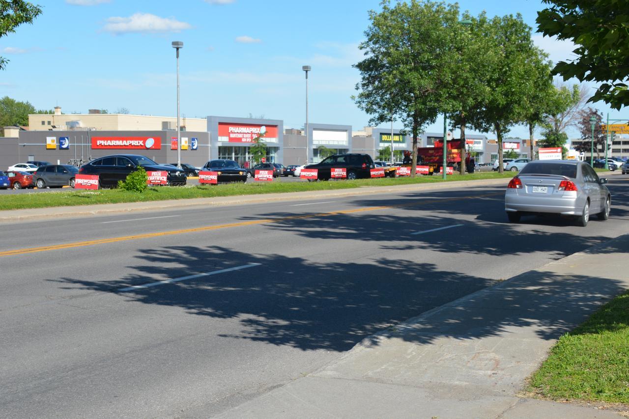 Motel Chez Nous Laval Dış mekan fotoğraf