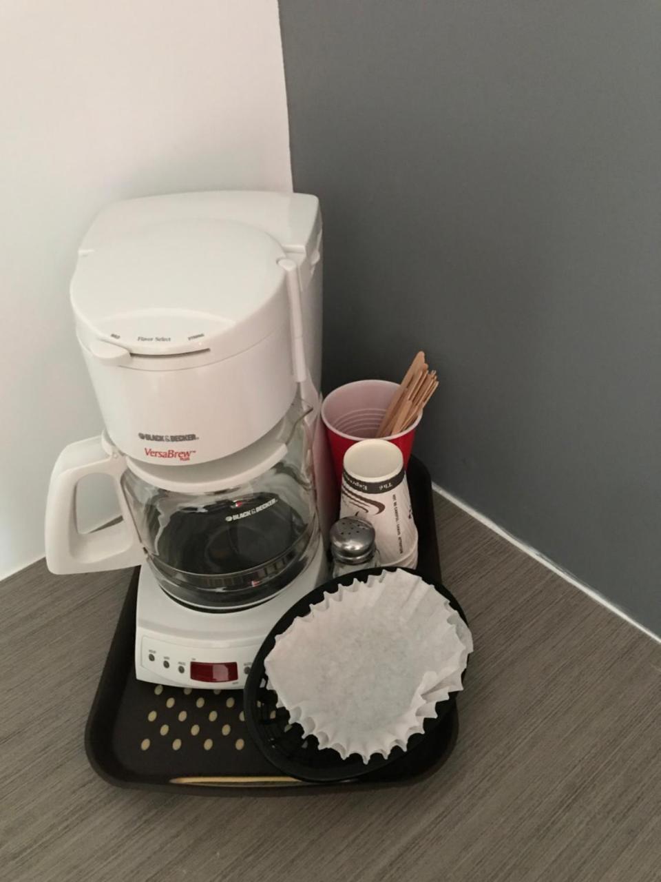 Motel Chez Nous Laval Dış mekan fotoğraf