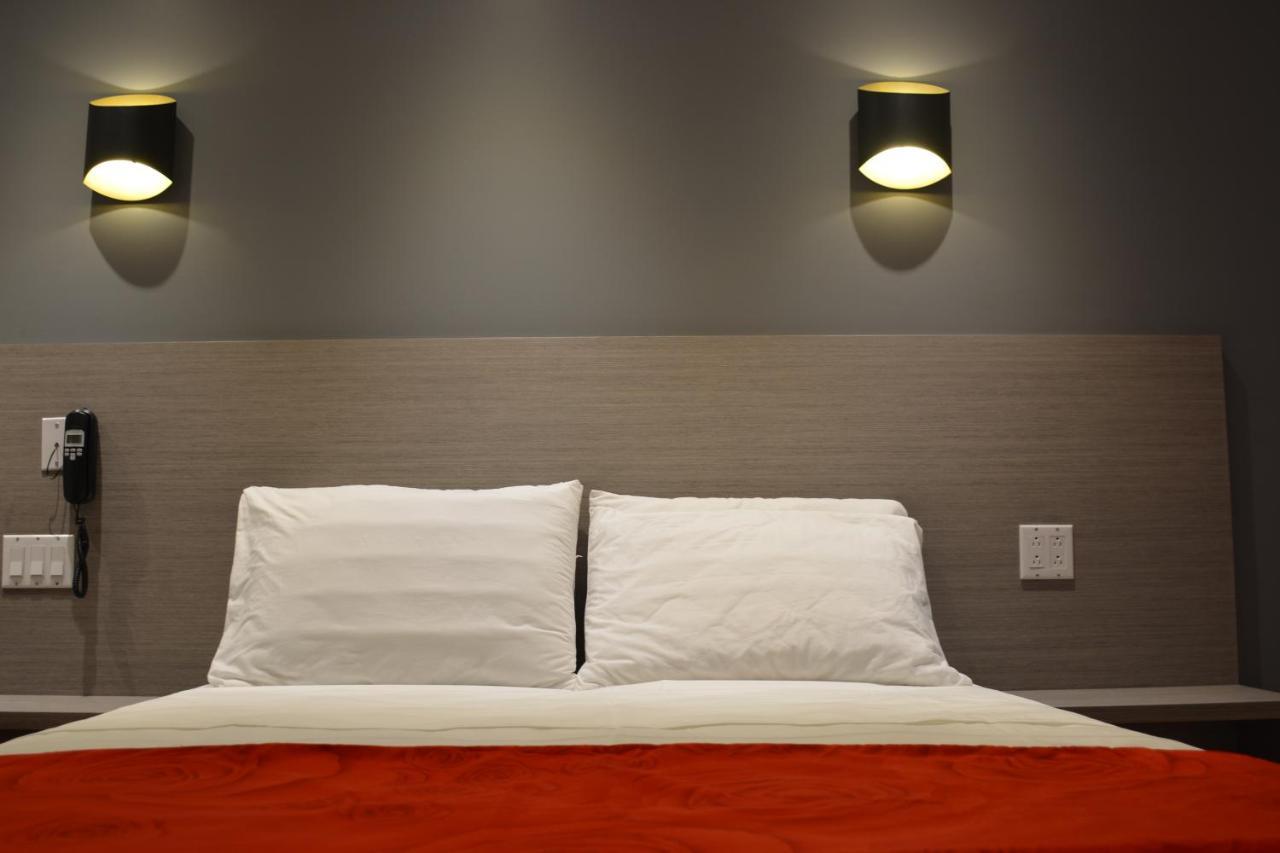 Motel Chez Nous Laval Dış mekan fotoğraf